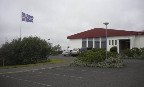 Grenndarstöðvar við Þingborg og Félagslund fyrir gler, málma og textíl